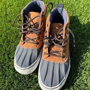 Vans Mte High Tops, M6.5, W8